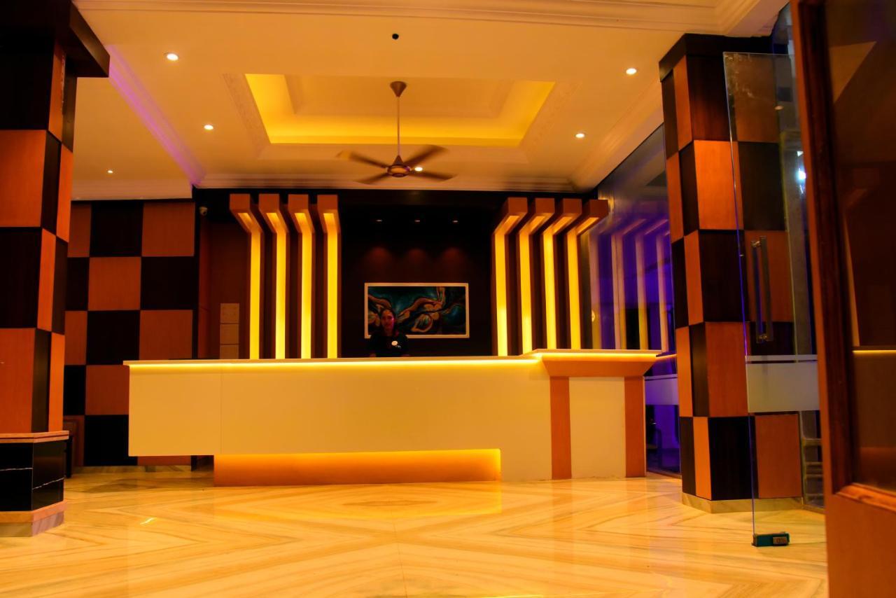 Vits Excellensea Karde Beach Dāpoli エクステリア 写真