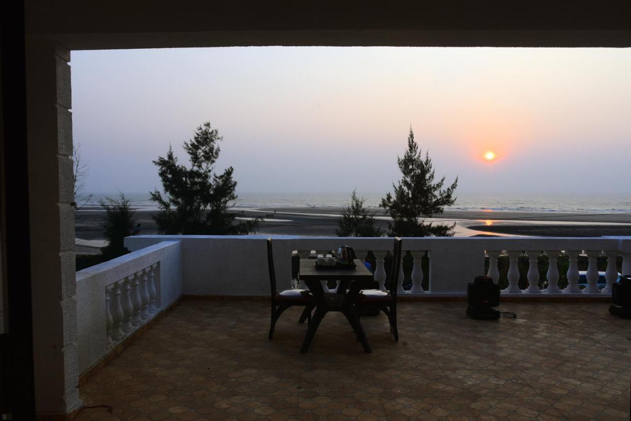 Vits Excellensea Karde Beach Dāpoli エクステリア 写真
