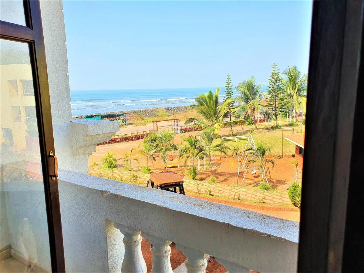 Vits Excellensea Karde Beach Dāpoli エクステリア 写真