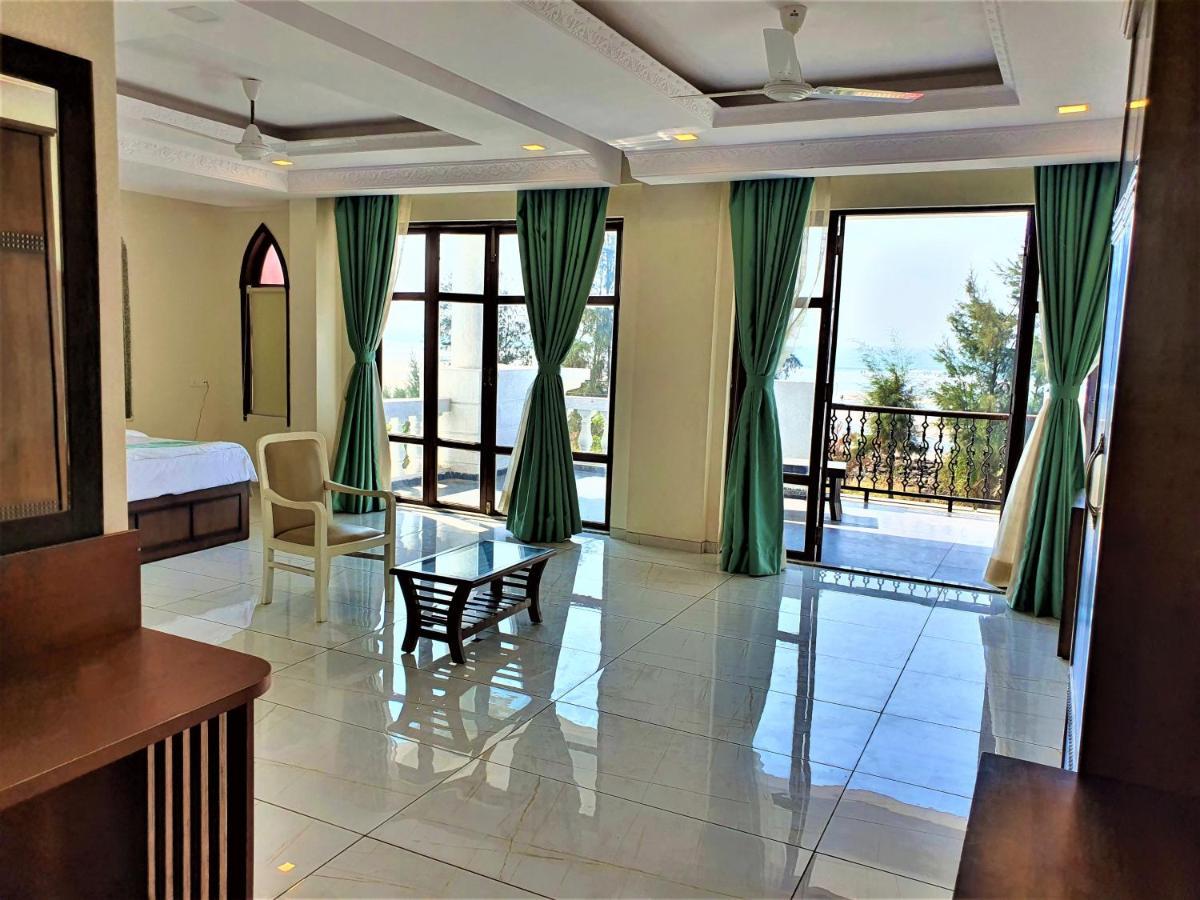 Vits Excellensea Karde Beach Dāpoli エクステリア 写真
