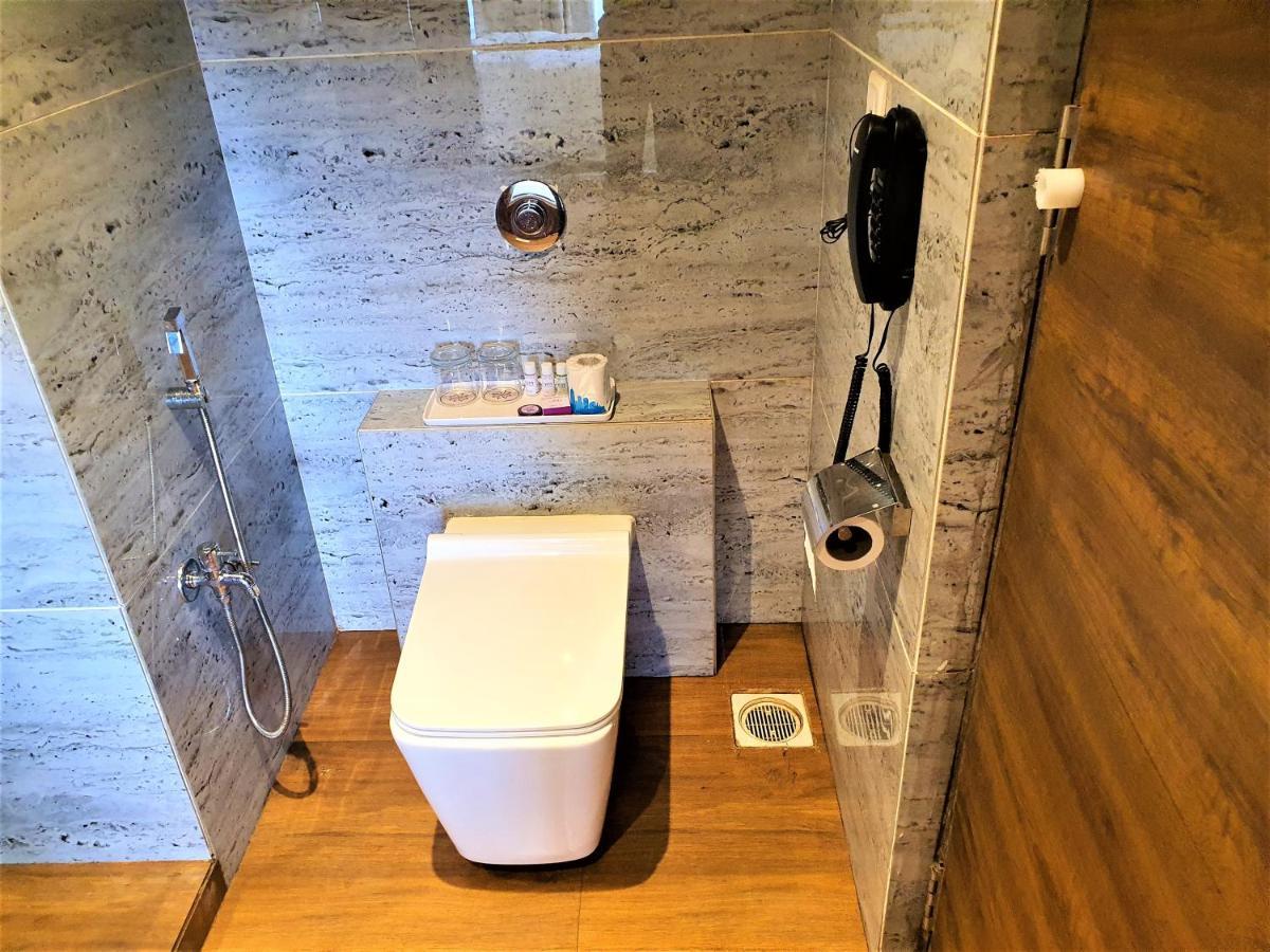Vits Excellensea Karde Beach Dāpoli エクステリア 写真